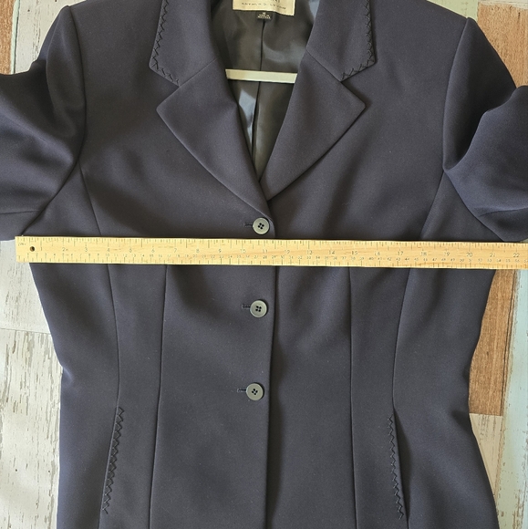 TAHARI Arthur S. Levine Blazer - Picture 5 of 7